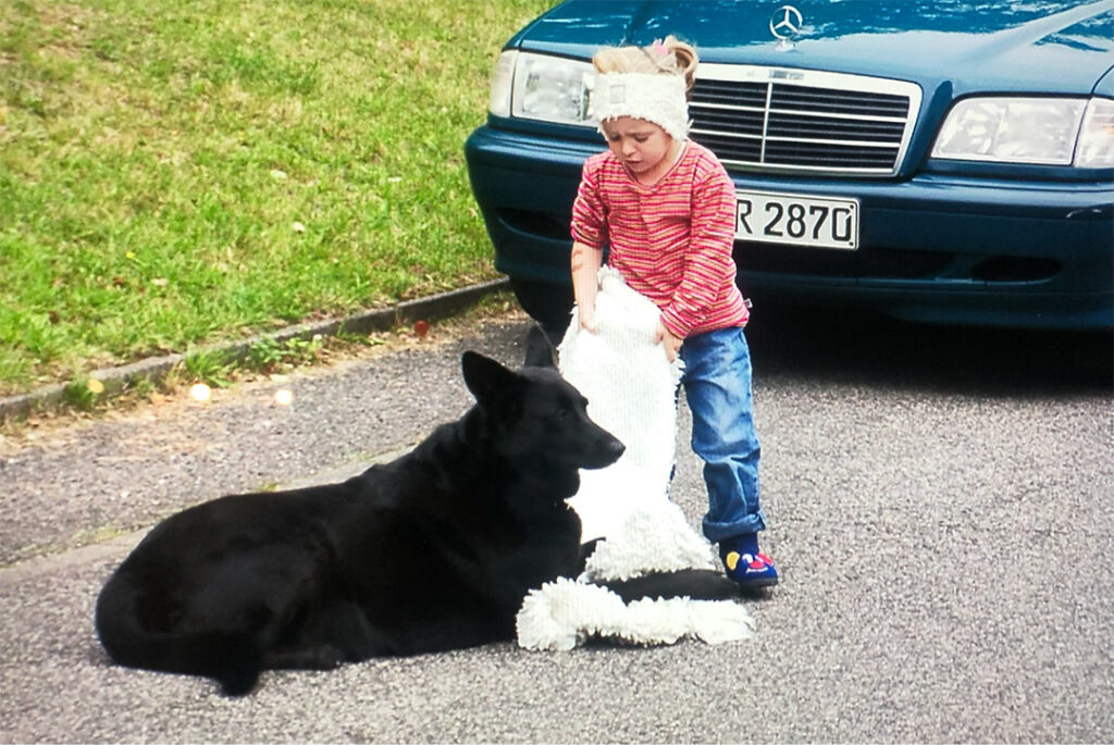 Kinderbild mit Hund